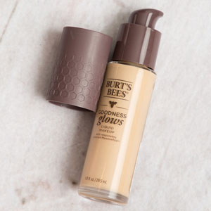 Burt's Bees Goodness Glow Liquid Makeup