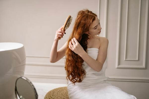 Combing Curly Hairs