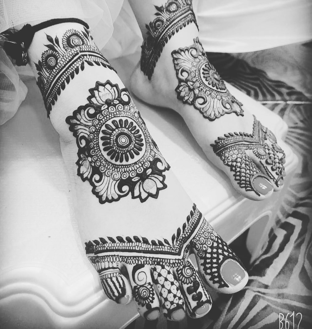 Trending Foot Mehndi Designs For 2021 Brides