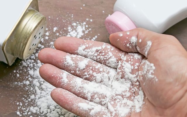 Beauty Tricks with Baby Powder - GetInfopedia.com