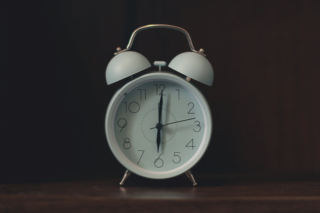 How To Wake Up Early In The Morning