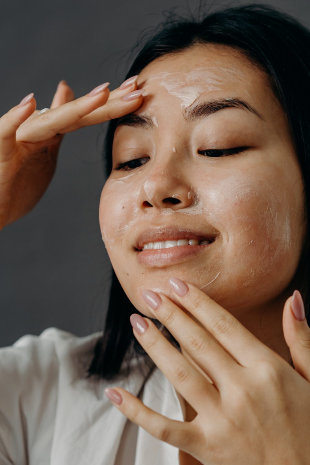9 Best Korean Skincare Routine Tips and Products for Glowing Skin Korean Skincare Routine Tips