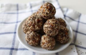 Dates and Nut Bliss - GetInfopedia.com