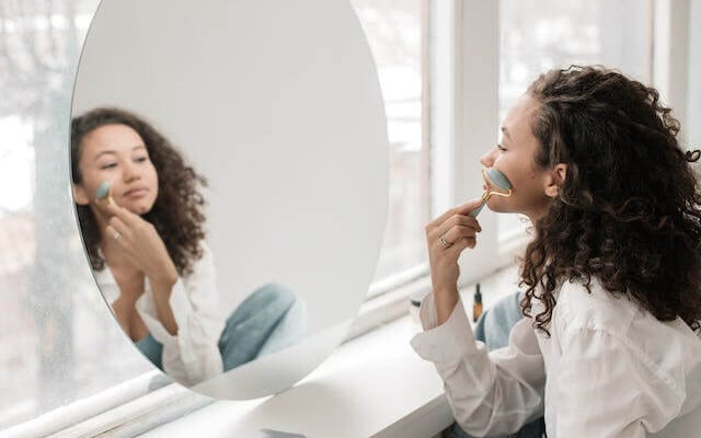 How to Use Gua Sha- GetInfopedia.com