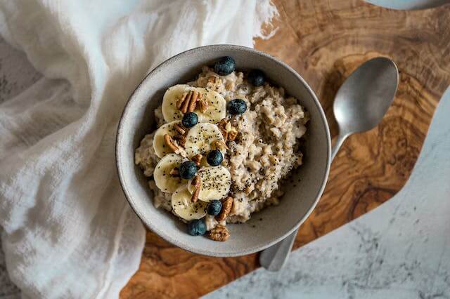 Banana and Walnut Oatmeal | Oatmeal diet for weight loss