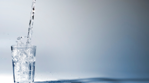7 Surprising Benefits of Drinking Water at the Right Time 